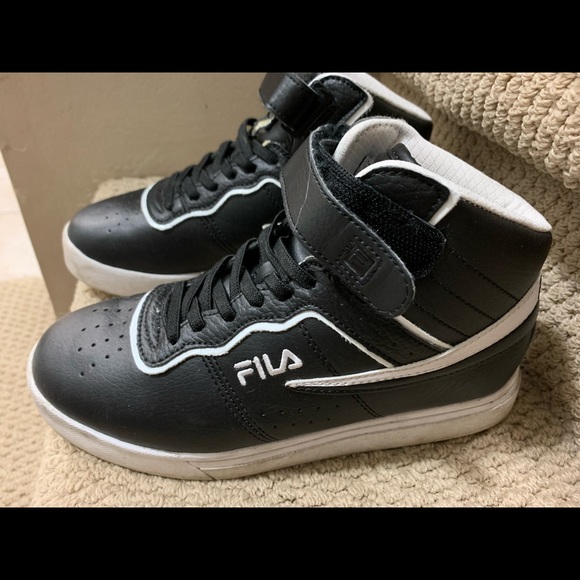 Fila boys shoes - Picture 3 of 3